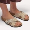 Piele de căprioară cu margini cu nituri Siena Piele de căprioară cu margini cu nituri Siena