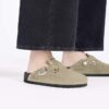 Piele de căprioară cu nituri Boston Piele de căprioară cu nituri Boston