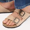 Piele nubuc cu cataramă metalică Arizona Piele nubuc cu cataramă metalică Arizona